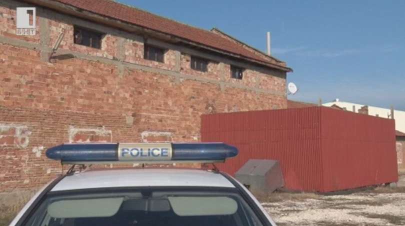 Разбиха нелегална рафинерия в Летница (ОБНОВЕНА)