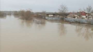 Елхово - все още наводнено