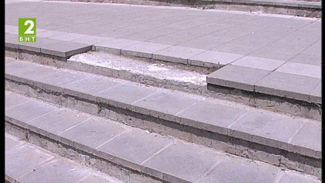 Труден достъп до поликлиниката в Благоевград