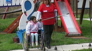 Във великотърновското село Михалци откриха площадка за деца с увреждания