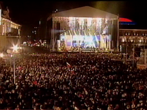 хиляди българи посрещнаха 2010 центъра софия