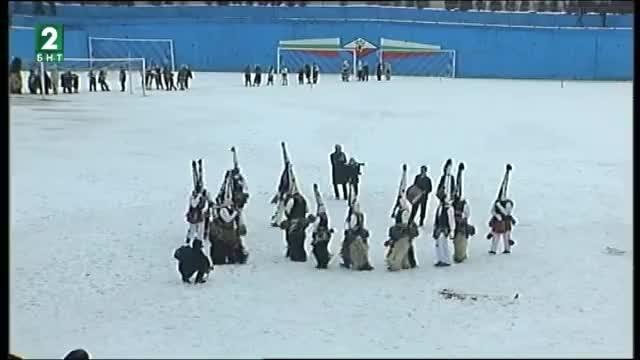 Симитли се готви за най-пъстрия кукерски фестивал