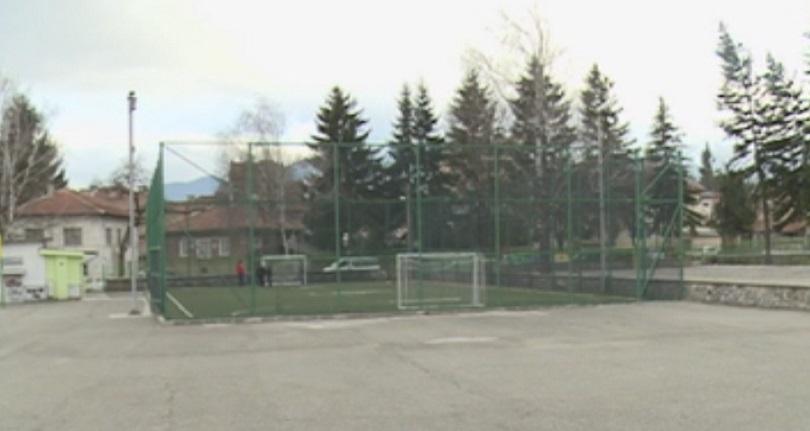 Ученик пострада тежко при инцидент в час по физическо (ОБНОВЕНА)