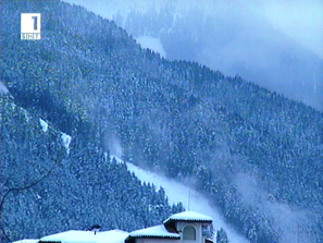 лавина затрупа планински спасител банско