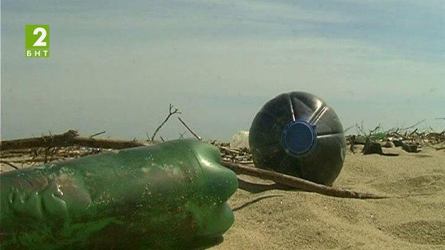 Почистват край река Камчия преди състезание