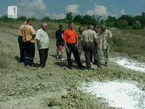 облаци прах калцинирана сода изсипаха село пропаст