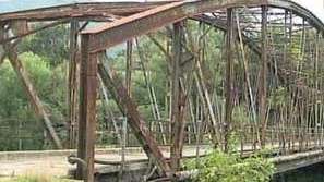 Опасен мост