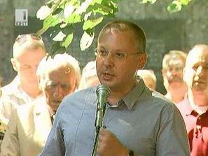 станишев критикува управлението страната