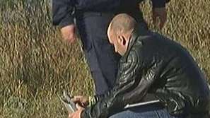 Две деца обгоряха от паднал кабел