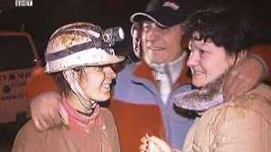 Оцелите от Духлата с мечта за нови пещери