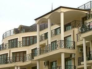 осемдесет процента българите посрещнат новата година домашна обстановка