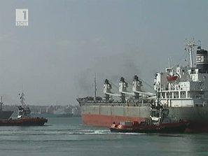 български моряци блокирани александрия