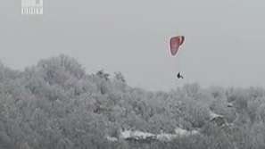 Сезонът на парапланерите