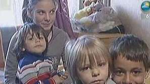 Майка на 8 деца се надява на чудо