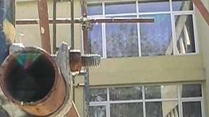 Трима пострадаха при трудова злополука