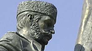 Паметникът на българските опълченци - осквернен