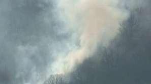 Горят стърнища край магистрала Тракия