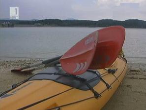 Зелена светлина: Разходка с каяк в язовир Копринка