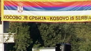 КФОР премахва барикадите в Северно Косово