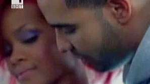 Риана - лидер в британския чарт