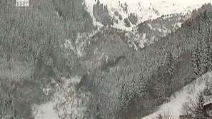 Сняг затрупа Западна Австрия и Швейцария