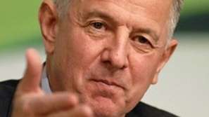 Пал Шмит преписал 180 страници от българския учен Николай Георгиев