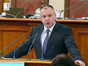 станишев скептичен относно целите новия президент