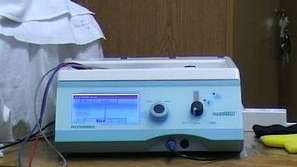 Уникален апарат лекува гласови парези