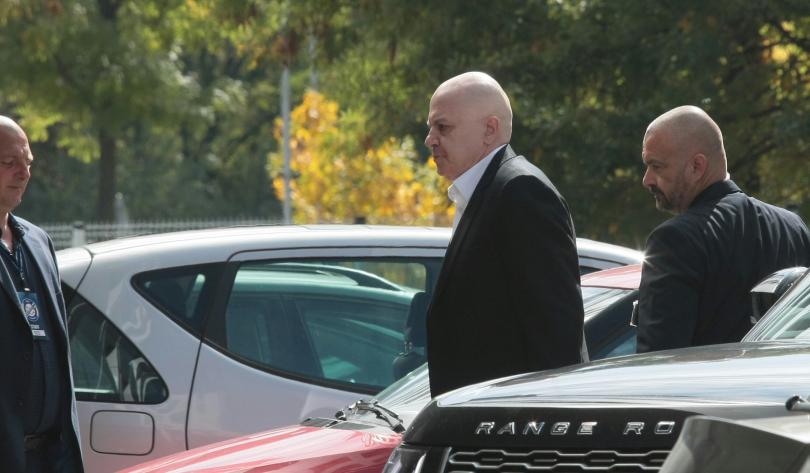 Слави Трифонов учреди партията „Има такъв народ