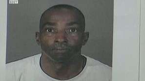 Полицията откри откраднатите китари на Том Пети