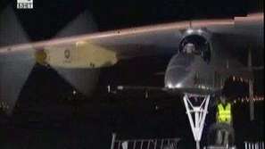 Самолетът Слънчев импулс се приземи в Мароко