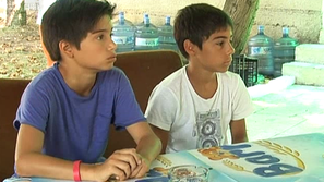 Бой между деца и собственик на хотел в Черноморец