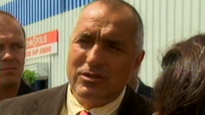 Борисов: Станишев си играе на кмет