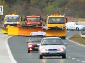 снегорините готови първия сняг