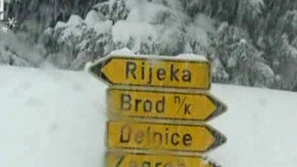 Снежен хаос в Сърбия