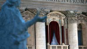 Във Ватикана започна изборът на нов папа