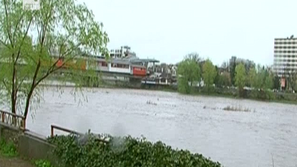 Наблюдават р. Марица денонощно