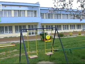 изследват деца смъртта учителката разлог