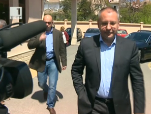 Разпитаха Станишев по скандала със СРС-тата