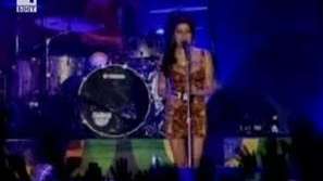 Асиф Кападия работи над филм за Ейми Уайнхаус