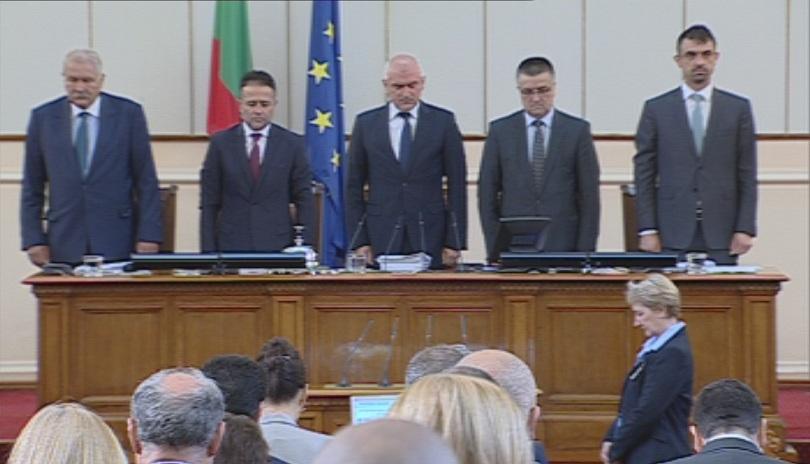 Парламентът осъди терористичния акт в Истанбул