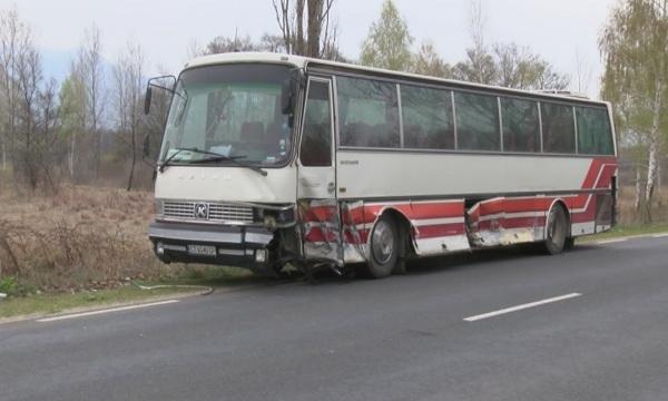  Тежка катастрофа с автобус край Павел Баня