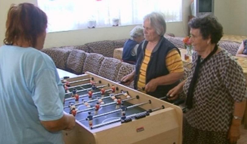 Баби играят на джаги и залагат на Европейското