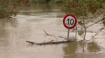 Лошото време продължава да нанася щети и да взима жертви на Балканите
