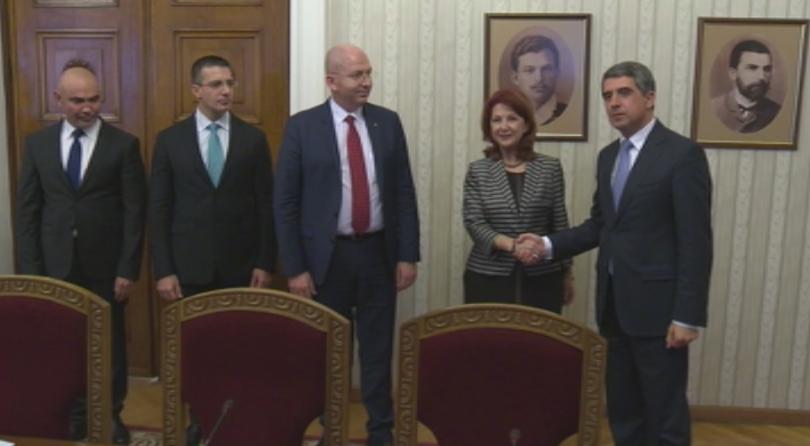 БДЦ - Народен съюз влезе на консултации при президента