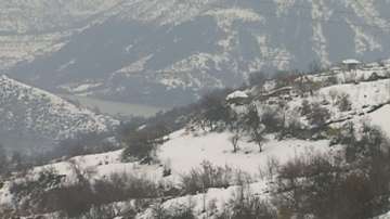 Без ток и път остават областите Кърджали и Смолян