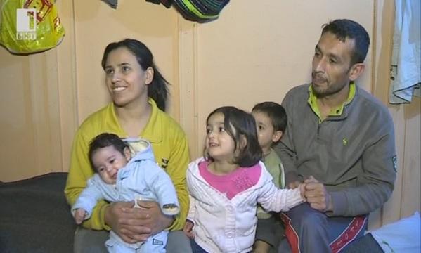 Какъв е статутът на родените в България деца на бежанци?