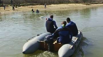 Военни водолази демонстрираха гмуркания във водите на Дунав