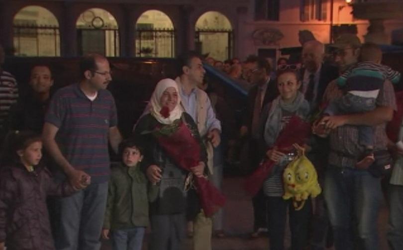 Кои са бежанците, които папа Франциск взе със себе си в Рим?