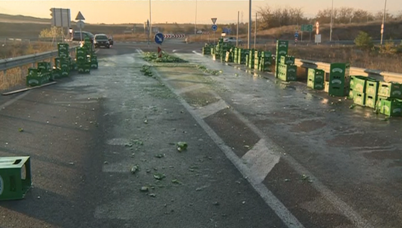 Две катастрофи затрудниха движението в района на Благоевград тази сутрин